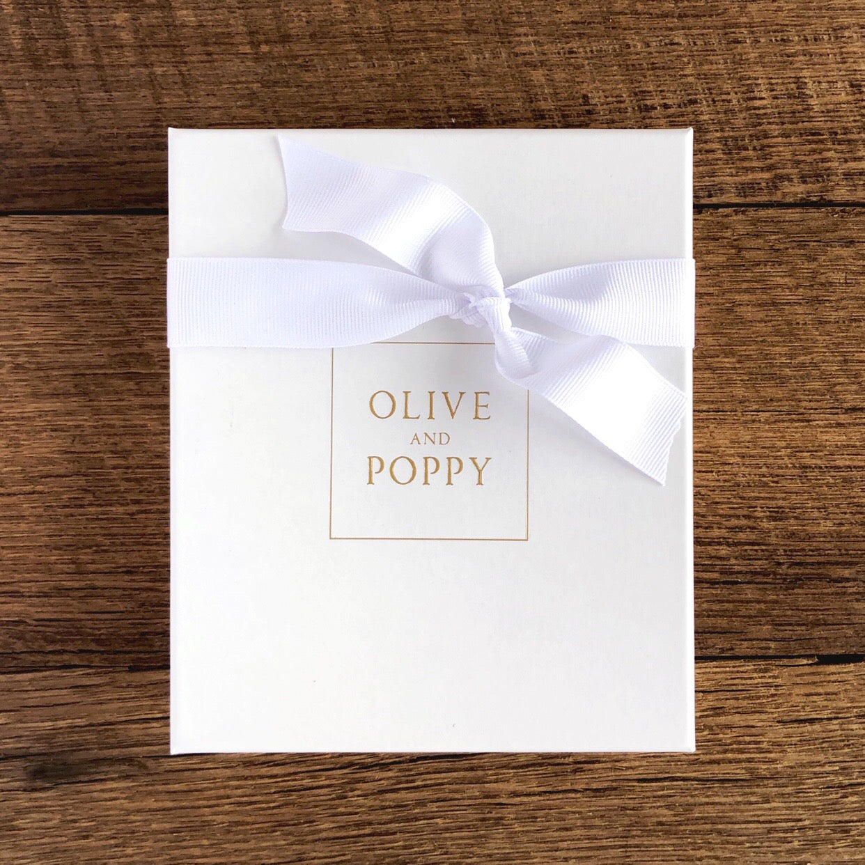 Gift Wrapping - Olive and Poppy